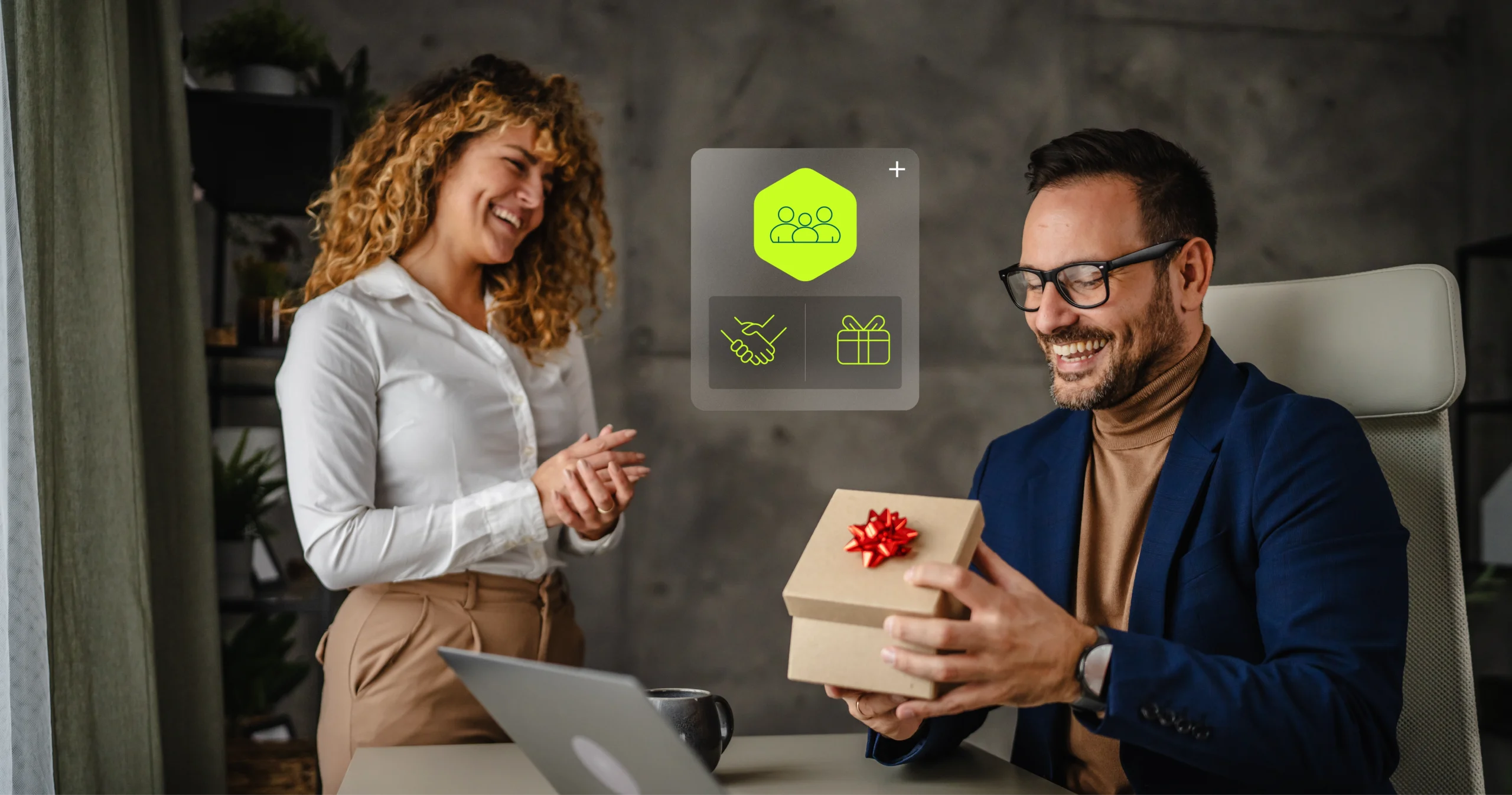 How Can Employee Appreciation & Motivational Gifts Impact Workplace Satisfaction?