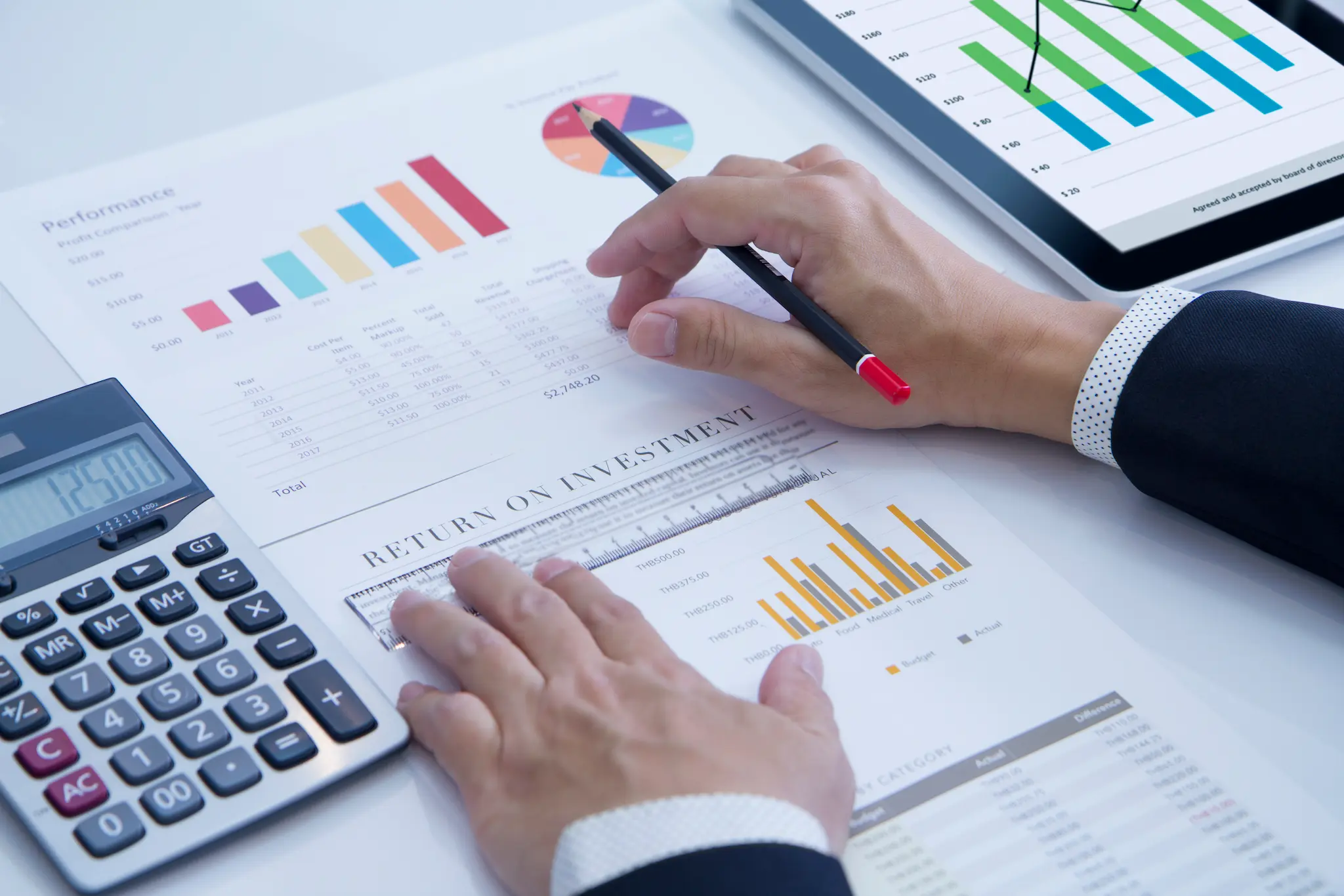 Learn How Businesses Improved ROI with Pine Labs Calculator Tool ROI-Calculator-Sucess-Story